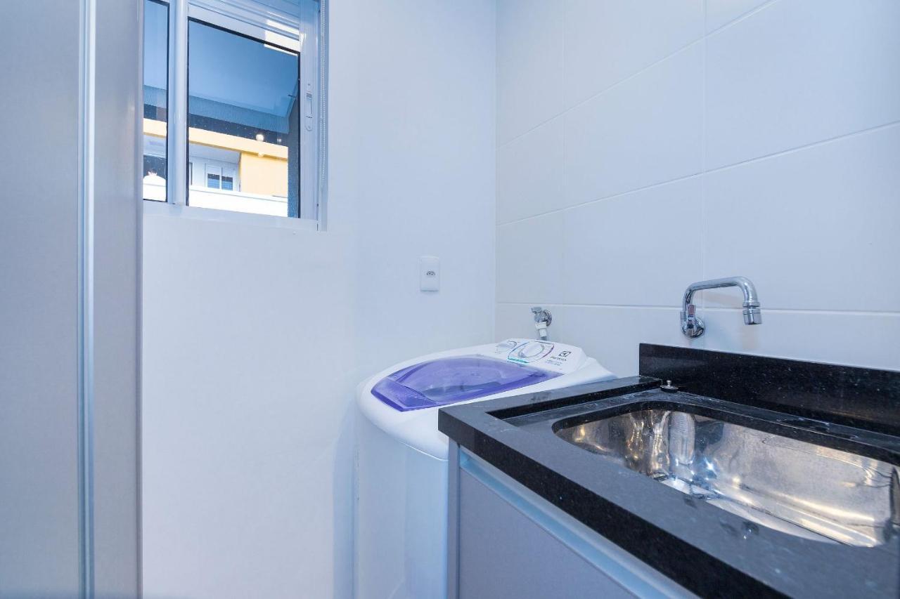 Cardeal 206B - Aconchegante Apartamento Na Praia De Bombas - 2 Dormitorios 5 Pessoas - บอมบินญัส ภายนอก รูปภาพ