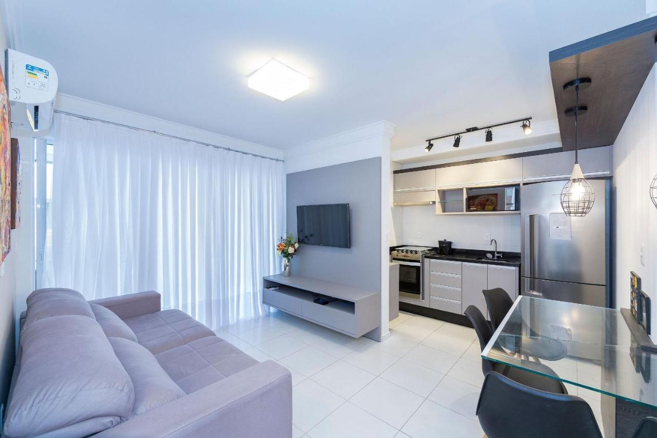 Cardeal 206B - Aconchegante Apartamento Na Praia De Bombas - 2 Dormitorios 5 Pessoas - บอมบินญัส ภายนอก รูปภาพ