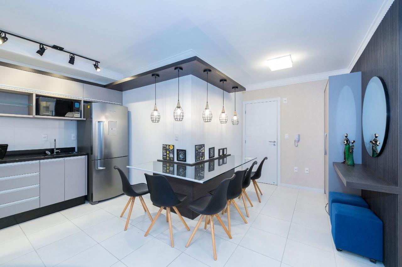 Cardeal 206B - Aconchegante Apartamento Na Praia De Bombas - 2 Dormitorios 5 Pessoas - บอมบินญัส ภายนอก รูปภาพ