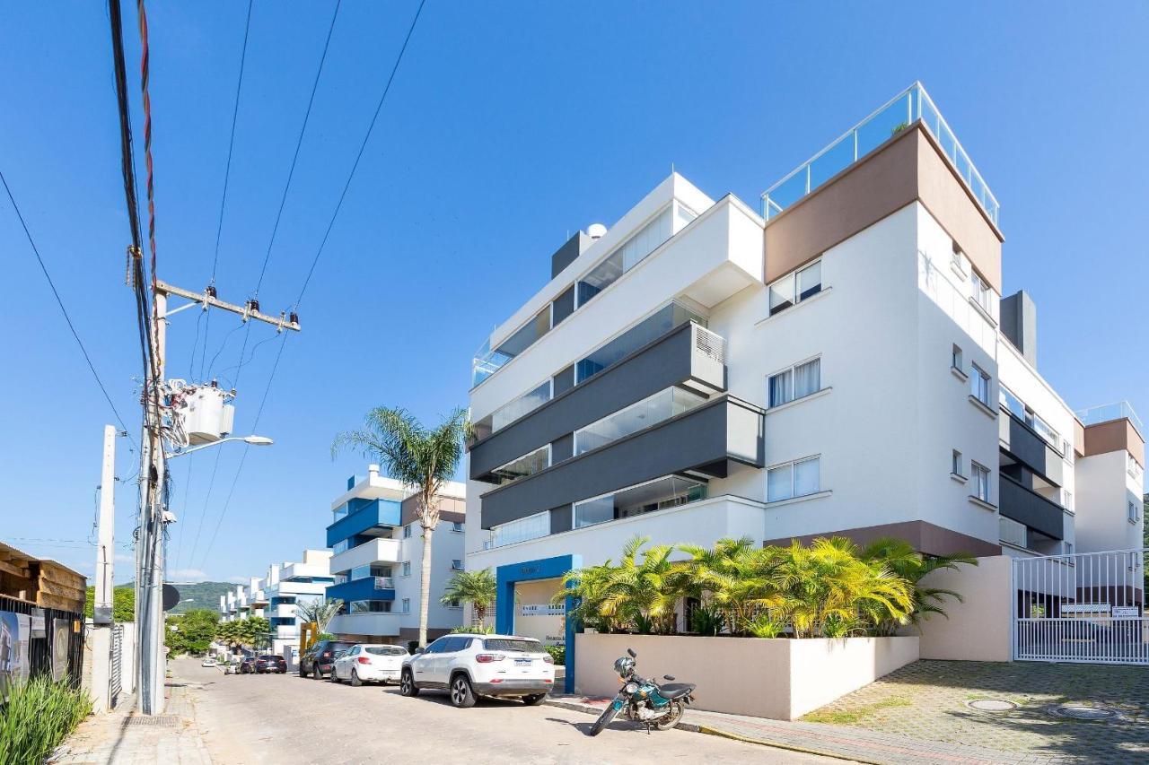 Cardeal 206B - Aconchegante Apartamento Na Praia De Bombas - 2 Dormitorios 5 Pessoas - บอมบินญัส ภายนอก รูปภาพ